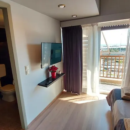Apartment Metropolitan Macview-3 φάληρο *